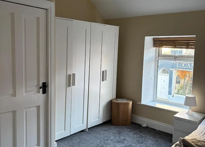 度假居 The Weavers